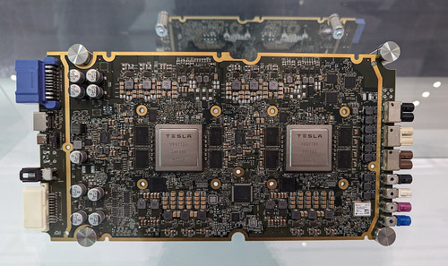 tesla fsd chip.jpg