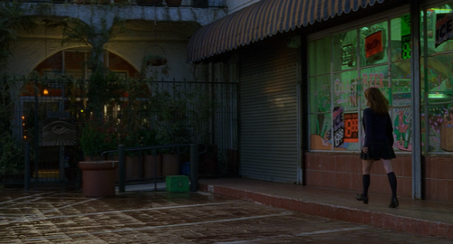 The.Craft.1996.Hybrid.720p.BluRay.DD5.1.x264 ZoroSenpai.1:15:44.optimized=default.png
