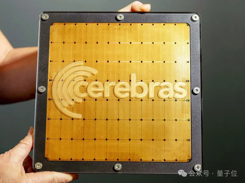 OpenAI 百亿美元订单推高 Cerebras IPO 估值.png