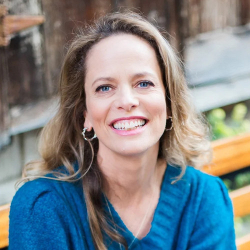 Halle Stanford Headshot.jpg