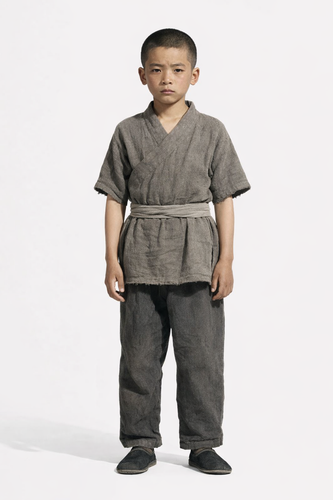 饥荒年带着拖油瓶种田致富800 大儿子 hjsd1e.png