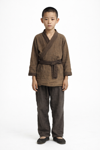 饥荒年带着拖油瓶种田致富800 二儿子 cq03mn.png