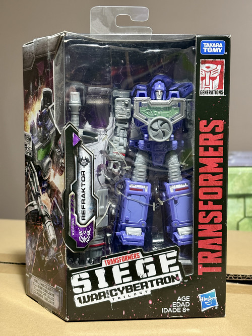 SIEGE REFRAKTOR MISB $55.jpg