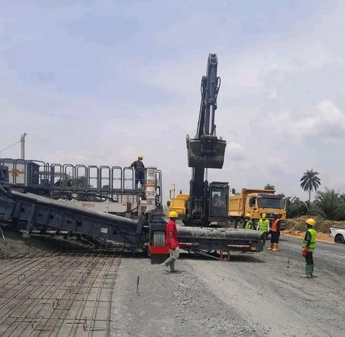 HFY0B59a8Ag PHm?format=jpg.jpg