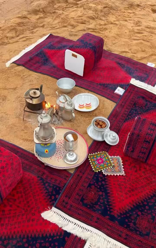 l8Aen2FBPoGkg Rn.jpg