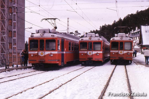 HFYyvm a8AETds9?format=jpg.jpg