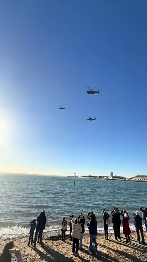 lxO8Kz2UmnH T2K4.jpg