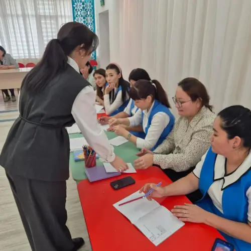 №3 Педагогикалық кеңесТақырыбы Бөбекжай мен әлеуметтік серіктестер (ата ана, мектеп) арасынд (1).webp