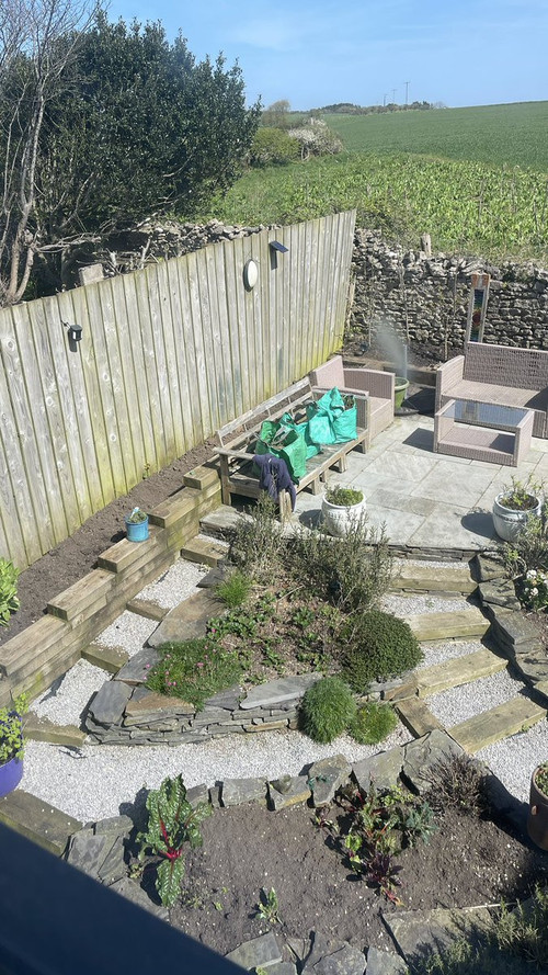 HFYmOzSa8AU 5AL?format=jpg.jpg