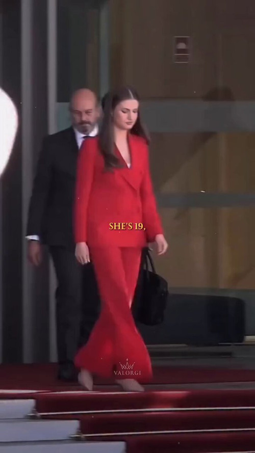 u8f 63Xe 1s30zKT.jpg