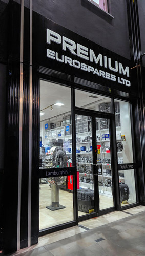 Upgrade Performance with Genuine Land Rover Original Parts.jpg