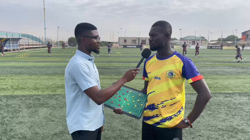 31J510 rp r2AFxE.jpg