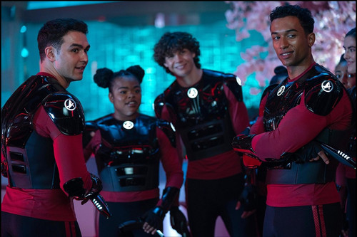 Star Trek Academia de la Flota Estelar T1 (1) renamed 23968.jpg