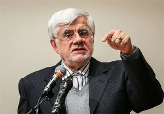 النائب الأول للرئيس الإيراني، محمد رضا عارف: ترامب يمتلك قرار إرسال الجنود الأمريكيين إلى جزيرة خارك؛ لكن قرار عودتهم ليس بيده؛ لأن لا أحد يعود من الج...