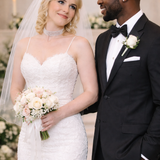 Svatební štěstí na oltáři