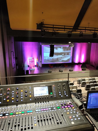 Consola de audio 6.jpg