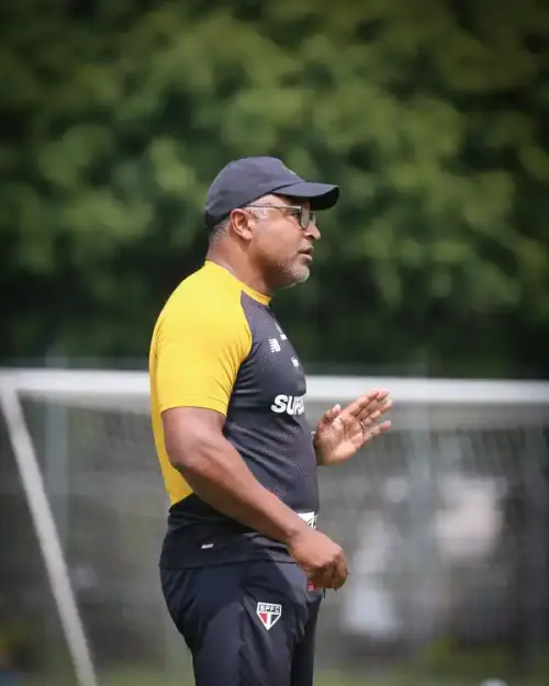 São Paulo finaliza a sua preparação para jogar contra o Internacional; Confira a provável escalação!