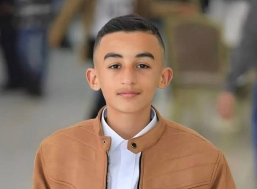 الاحتلال يدفن جثمان الطفل الشهيد وديع شادي عليان (14 عامًا) في "مقابر الأرقام"...