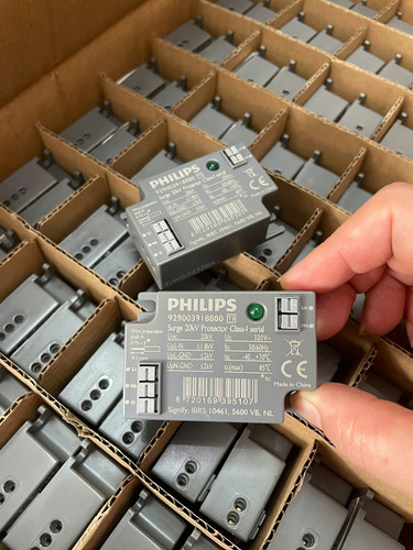 nguon ballast tang pho bien the philips thiet bi chong set surge 20kv protector class i serial (8).jpg