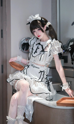 女仆大人很不高兴为你服务 1 Dr.Chocolate 来自小红书网页版.jpg