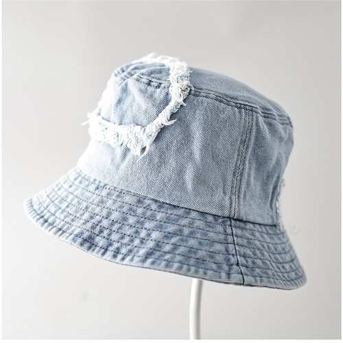 SKU 02 方块毛边补丁牛仔渔夫帽浅蓝.jpg