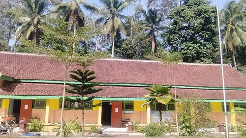 FOTO DEPAN.jpg