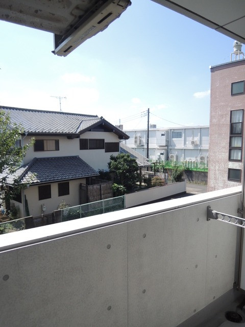 216581114ca1.jpg