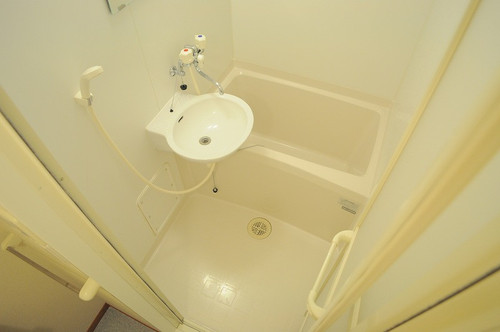 72363d310cf6.jpg