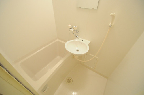 6ae407871cae.jpg