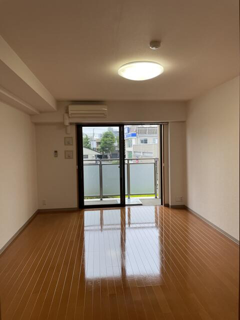 a4f63316e771.jpg