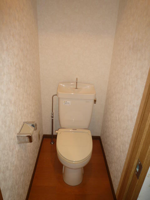 58cc66f57a47.jpg