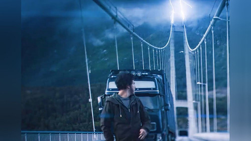 637 01 超能追缉.jpg