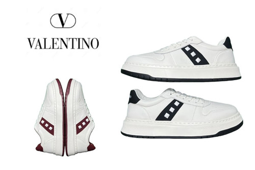 733Valentino Rockstud Untitled.jpg