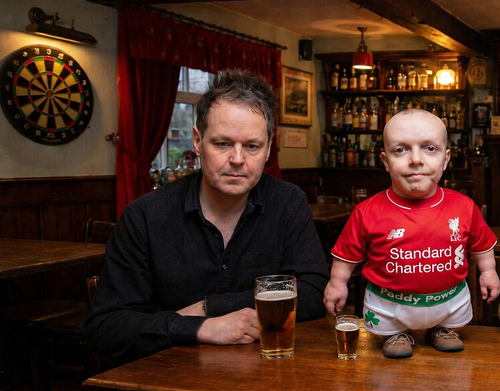 FAT TIM SMALL PAUL PINT1.png