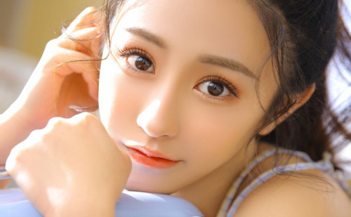 889.jpg