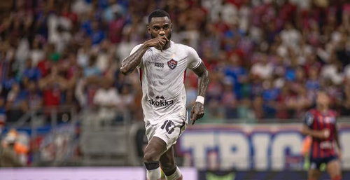victor ferreira 36960.jpg Photoroom.png