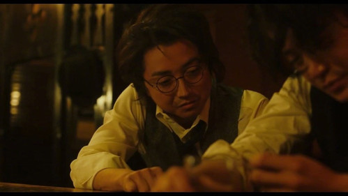 609 01 人间失格 太宰治和三个女人们.jpg