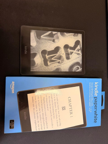 Kindle Paperwhite.jpg