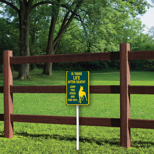 jump this fence and find out 1.jpg