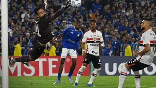 Coronel estreia com segurança e vira boa notícia em noite travada do São Paulo