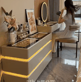 069fc77d2301.gif