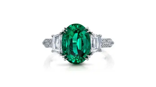 Emerald diamond platinum ring VRL 260026 1440x810 desktop hero.webp
