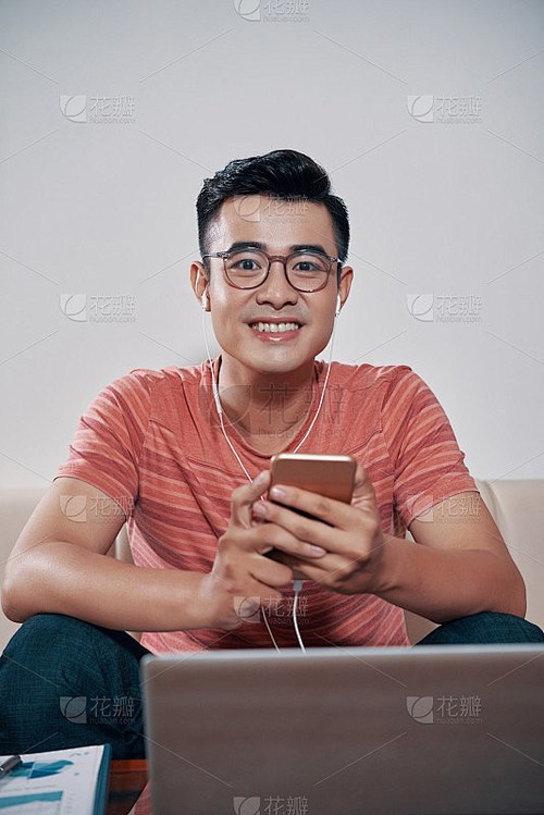 685 01 匿名自由职业者.jpg