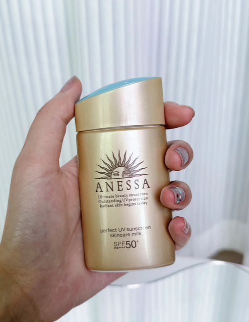 521027319777 安热沙小金瓶防晒霜2.png