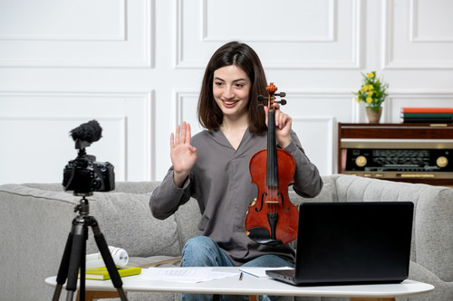 Master Western Vocals with Expert Online Training.jpg