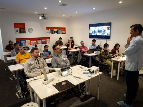 CE Implant Courses in USA ---Advanced Dental Implant Training – gIDE.jpg
