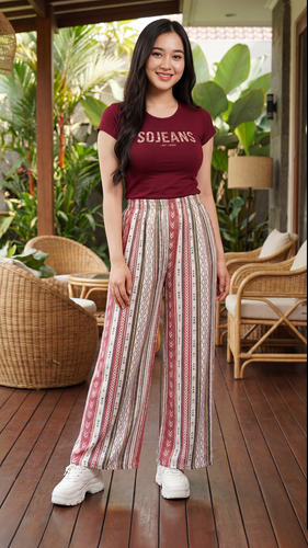 Beautiful young Indonesian 202604281936 (2).png