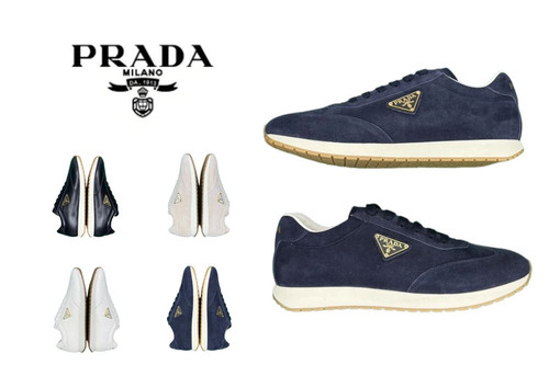 672Prada.jpg