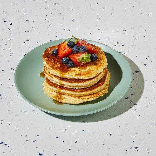 li protein bake mix plate of pancakes.jpg