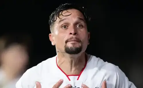 URGENTE: São Paulo pode perder Artur no meio do ano 